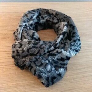 Faux Fur Neck Warmer Infinity Scarf Womans